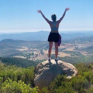 Meet your Posher, Dawn